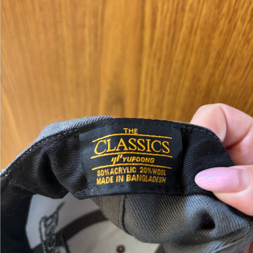Tweed SnapBack - Picture 2 of 2